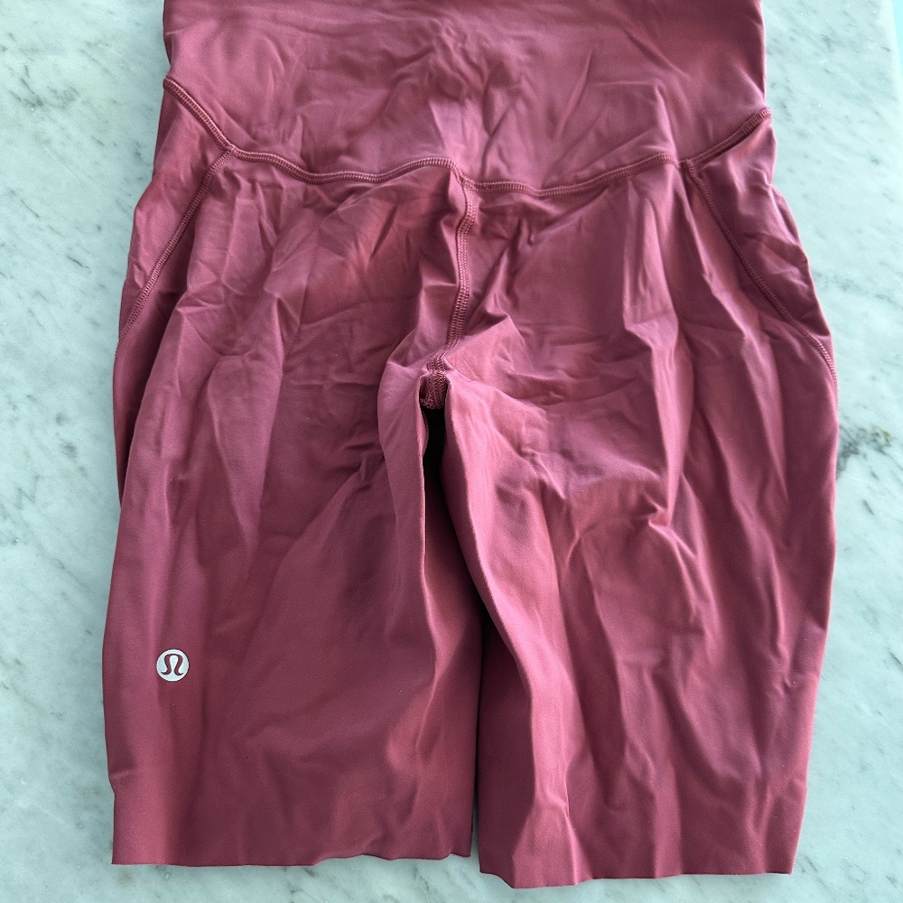 Lululemon shorts running shorts size 6 maroon
